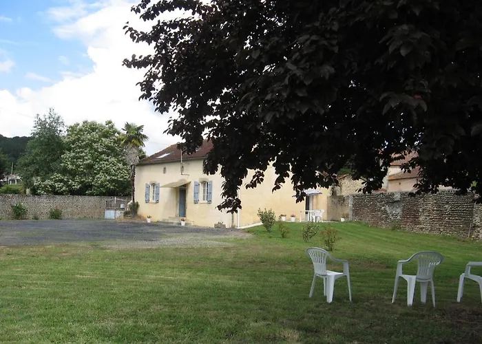 بيت للعطل Les Pyreneales Dans Le Madiranais