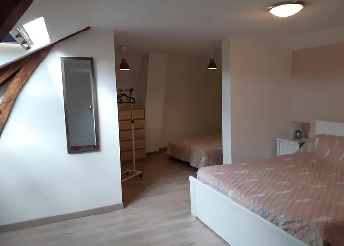 Les Pyreneales Dans Le Madiranais بيت للعطل