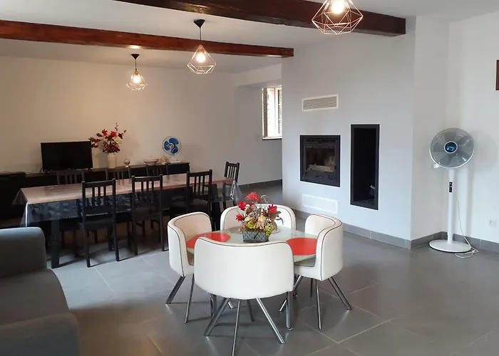 بيت للعطل Les Pyreneales Dans Le Madiranais